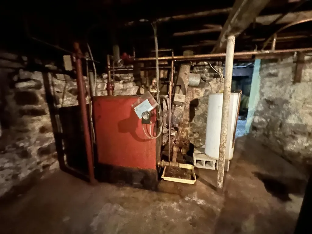 215 Hanover Street Manchester NH 03104