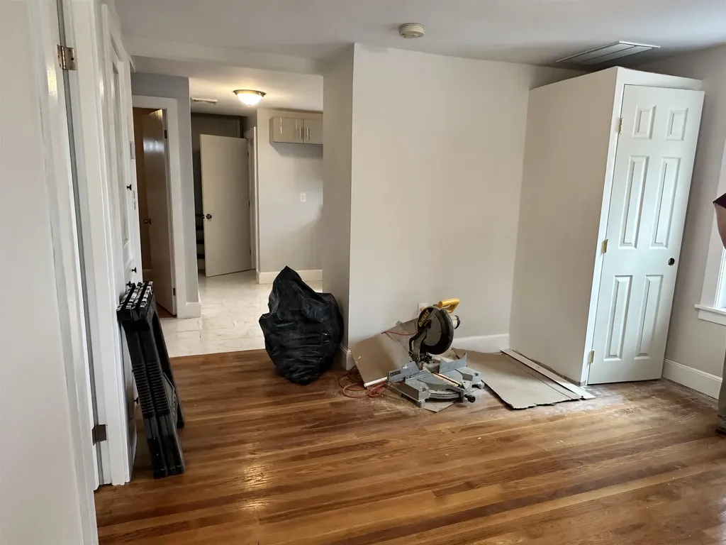 215 Hanover Street Manchester NH 03104