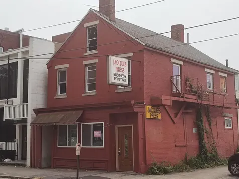 215 Hanover Street Manchester NH 03104