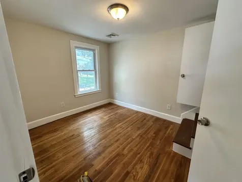 215 Hanover Street Manchester NH 03104