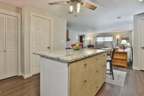 6 Kearns Drive Merrimack NH 03054