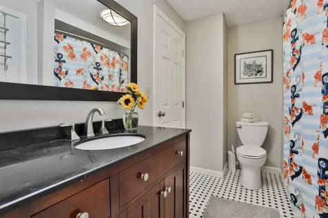 6 Kearns Drive Merrimack NH 03054