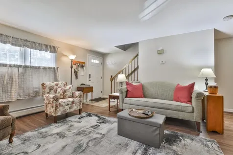 6 Kearns Drive Merrimack NH 03054