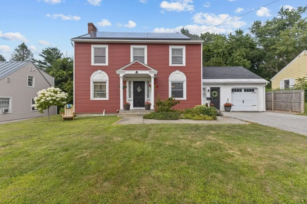 29 Beverly Court St. Albans City VT 05478