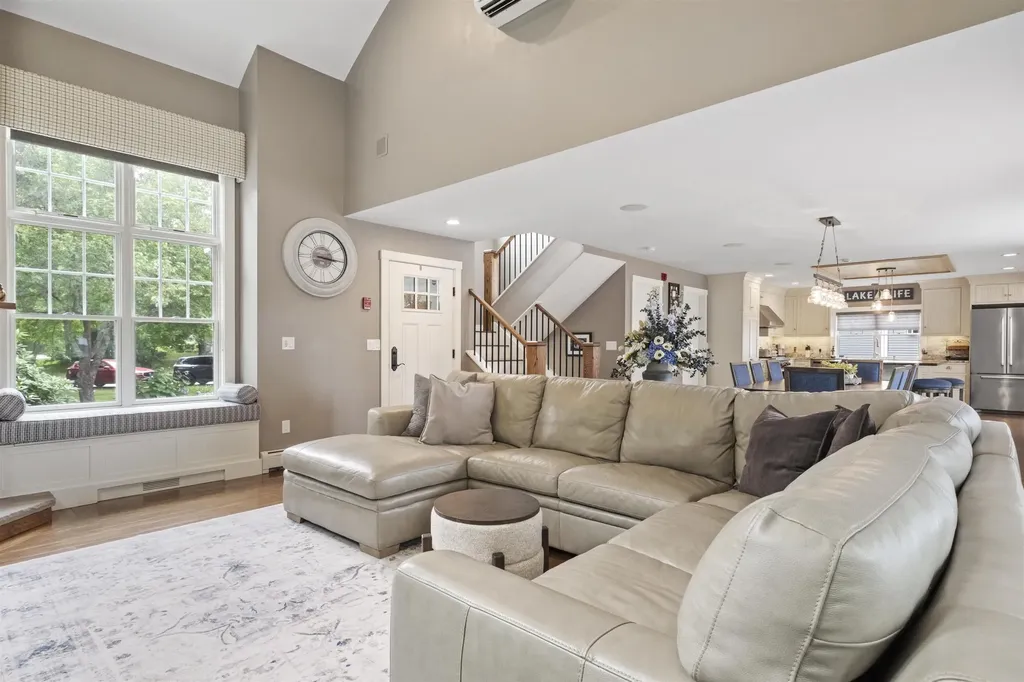 43 Captains Walk Laconia NH 03246