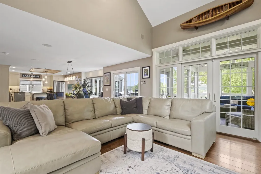 43 Captains Walk Laconia NH 03246