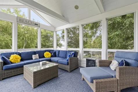 43 Captains Walk Laconia NH 03246