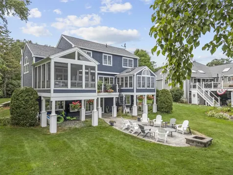 43 Captains Walk Laconia NH 03246