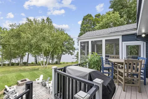 43 Captains Walk Laconia NH 03246