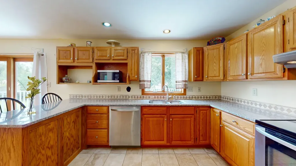 198 Hooker Road Leicester VT 05733