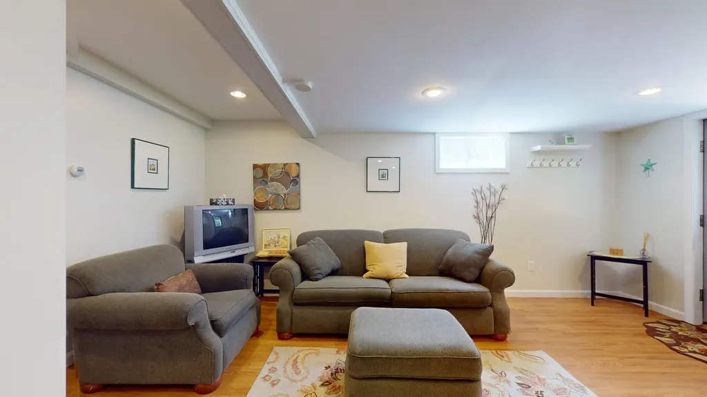 198 Hooker Road Leicester VT 05733