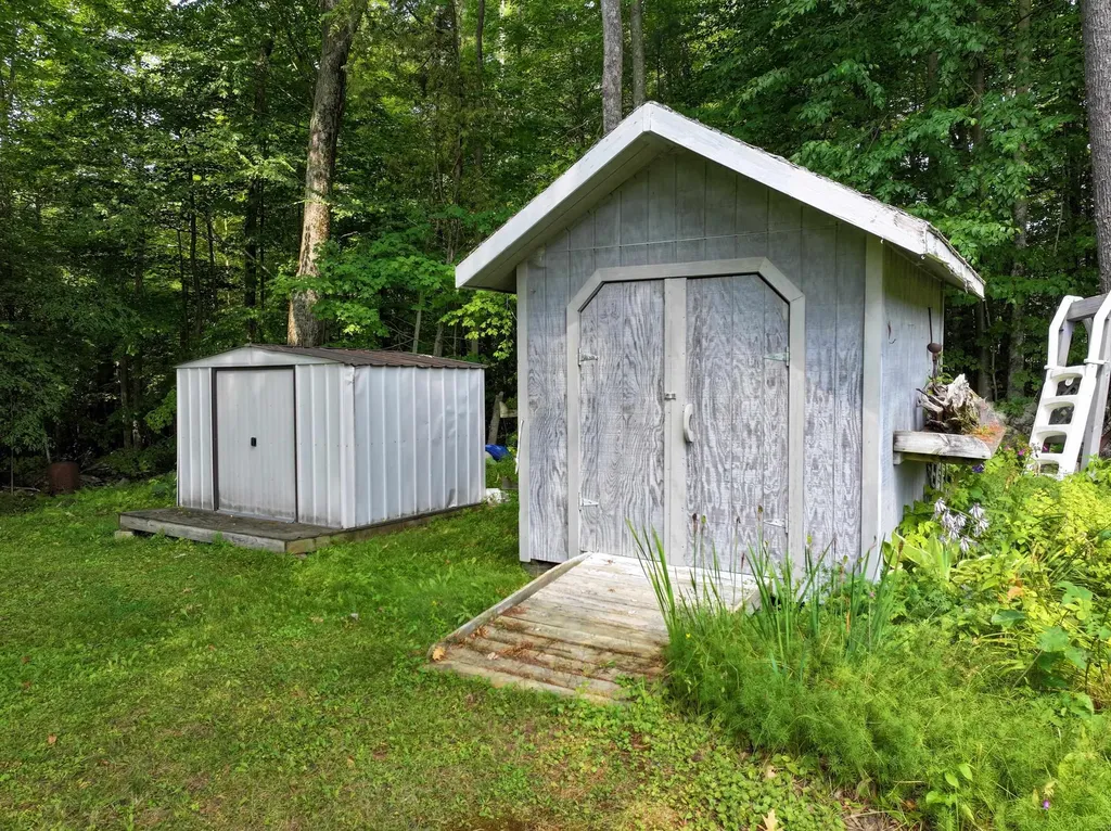 198 Hooker Road Leicester VT 05733