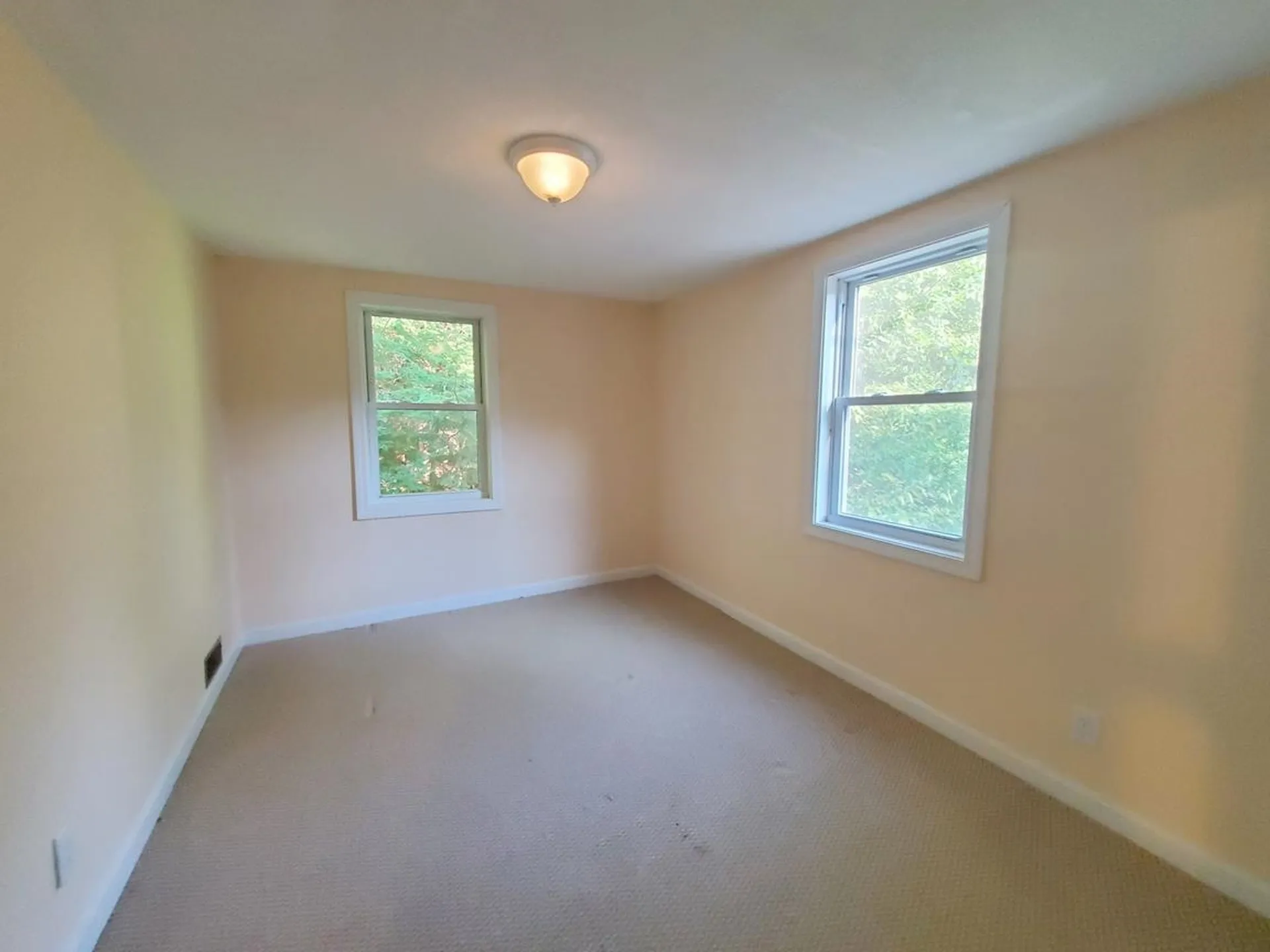 713 Mayhew Turnpike Plymouth NH 03264