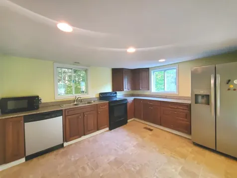 713 Mayhew Turnpike Plymouth NH 03264