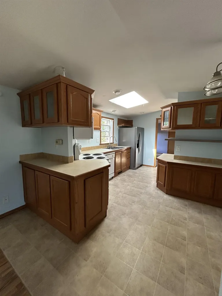 83 Long Shores Drive Barrington NH 03825