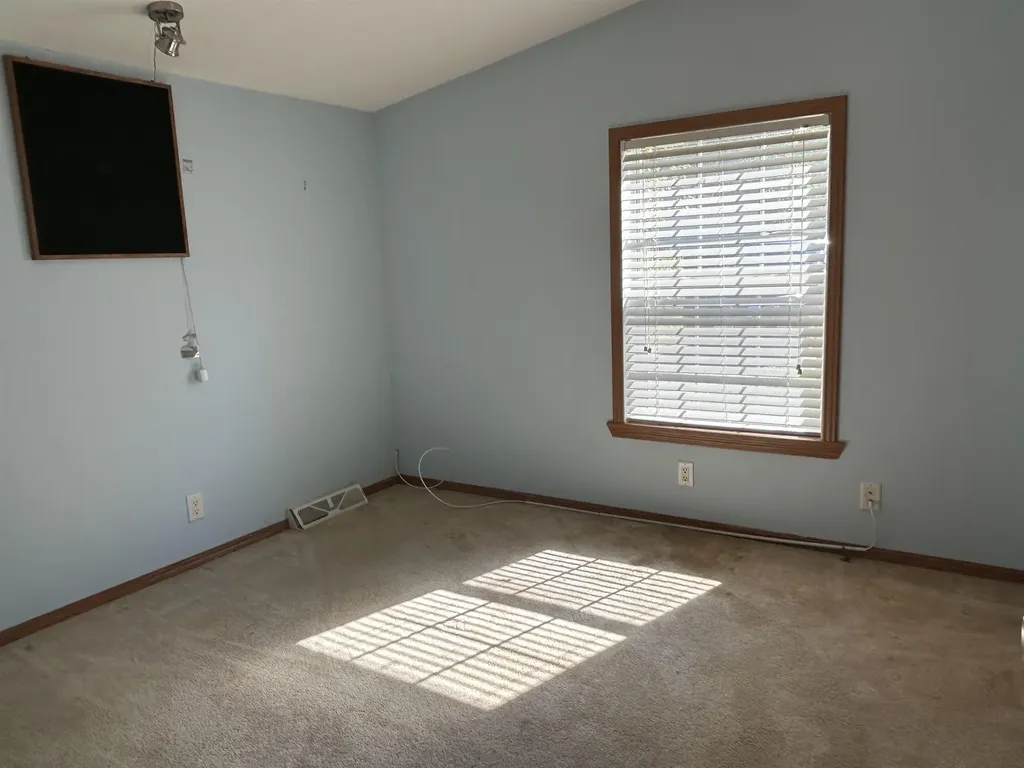 83 Long Shores Drive Barrington NH 03825