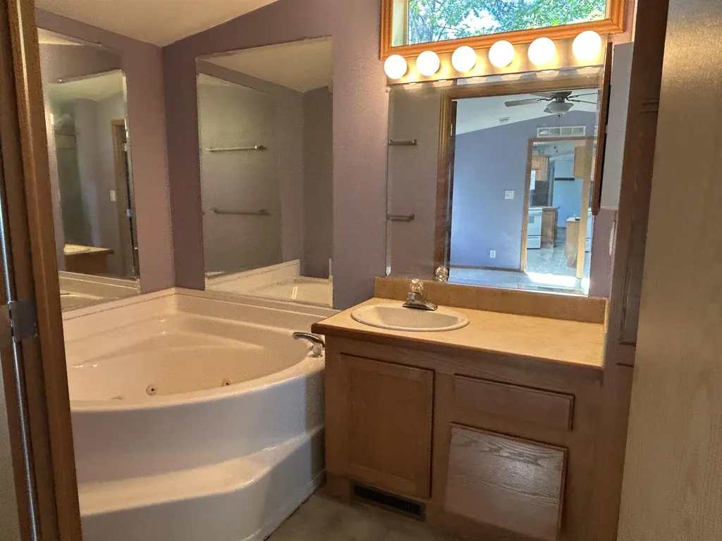 83 Long Shores Drive Barrington NH 03825