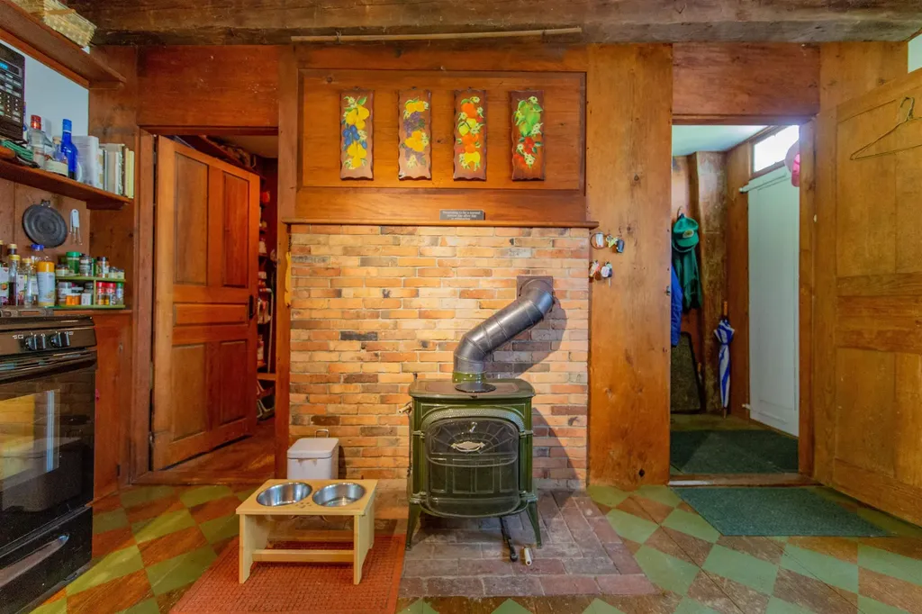 900 Bunker Hill Road Tamworth NH 03883