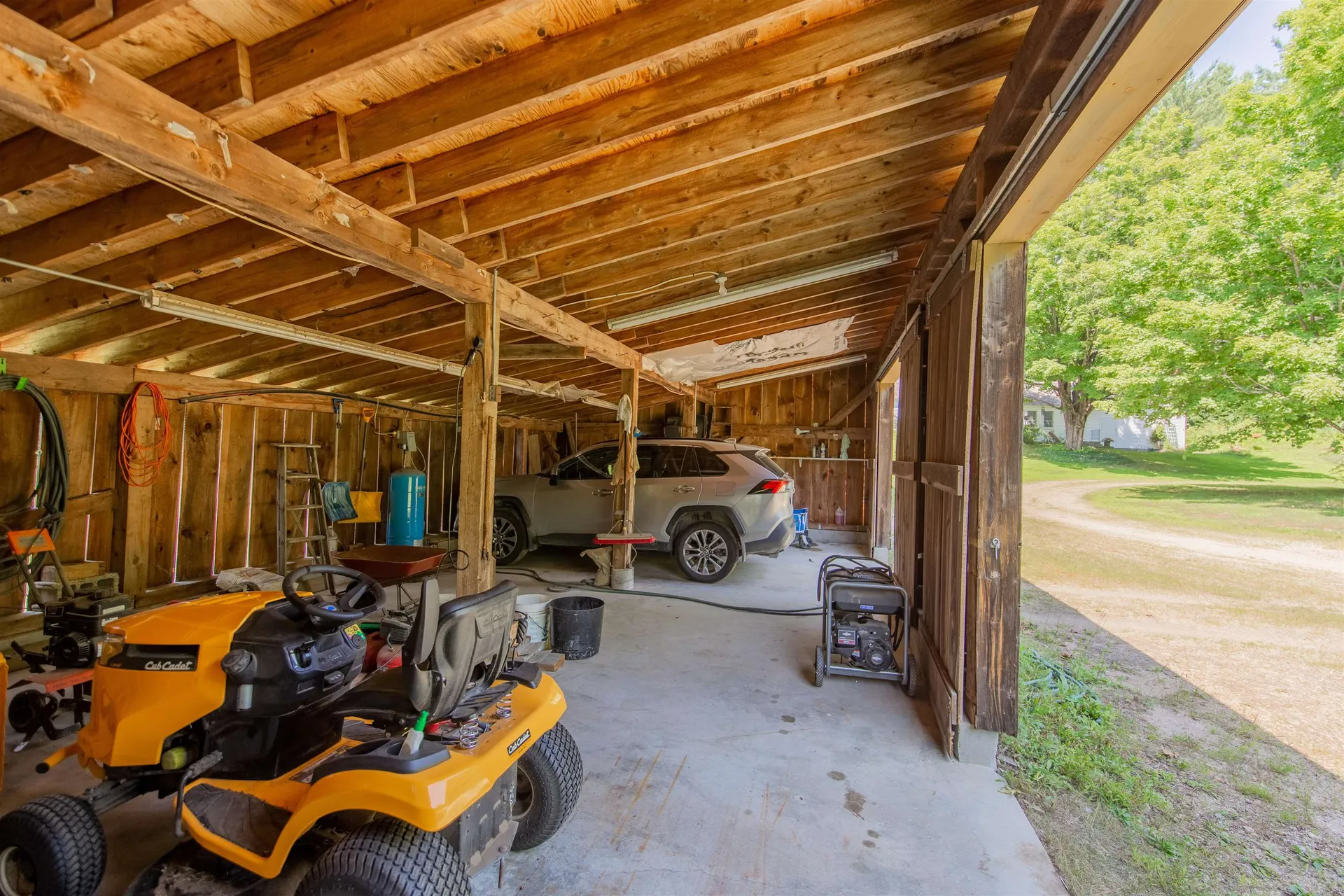 900 Bunker Hill Road Tamworth NH 03883