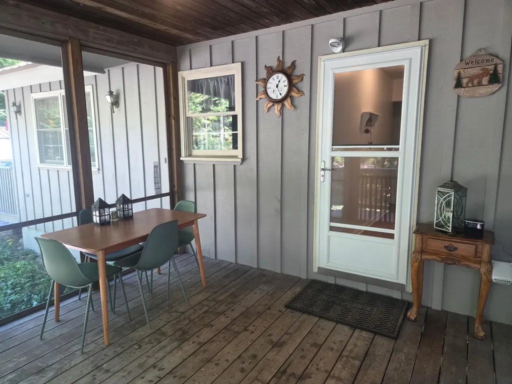 56 Bluffs Boulevard Ossipee NH 03814