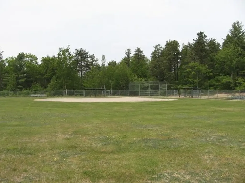 56 Bluffs Boulevard Ossipee NH 03814