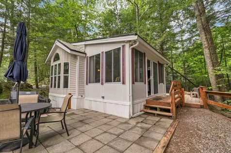 47 Overlook Road Holderness NH 03245