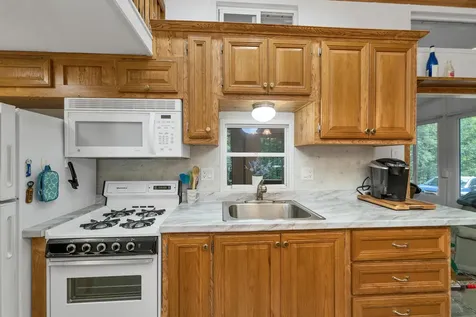 47 Overlook Road Holderness NH 03245