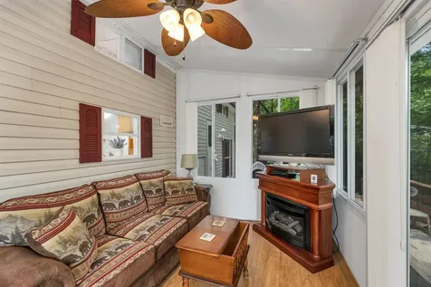 47 Overlook Road Holderness NH 03245