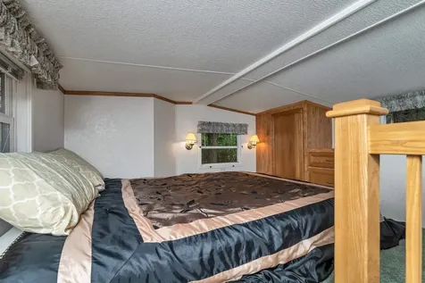 47 Overlook Road Holderness NH 03245