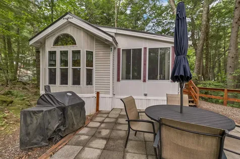 47 Overlook Road Holderness NH 03245