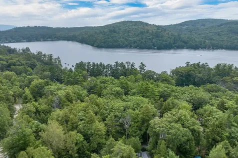 47 Overlook Road Holderness NH 03245