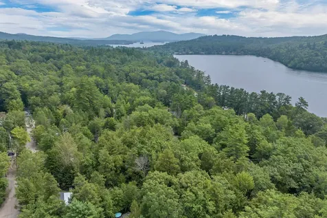 47 Overlook Road Holderness NH 03245