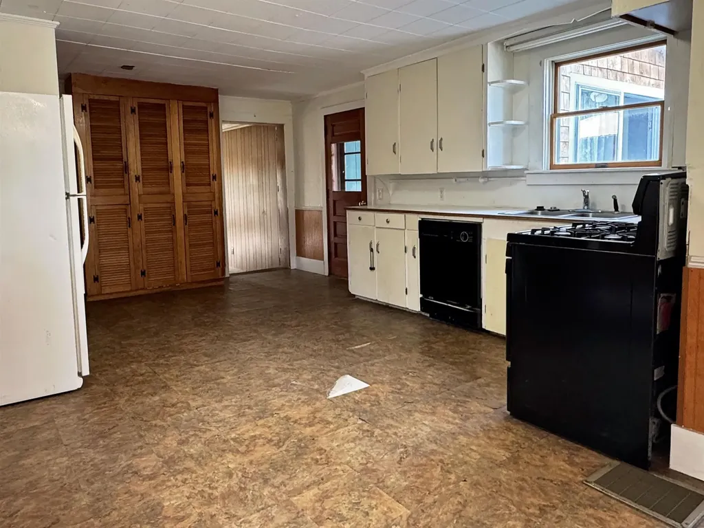 56 Maple Street Morristown VT 05661