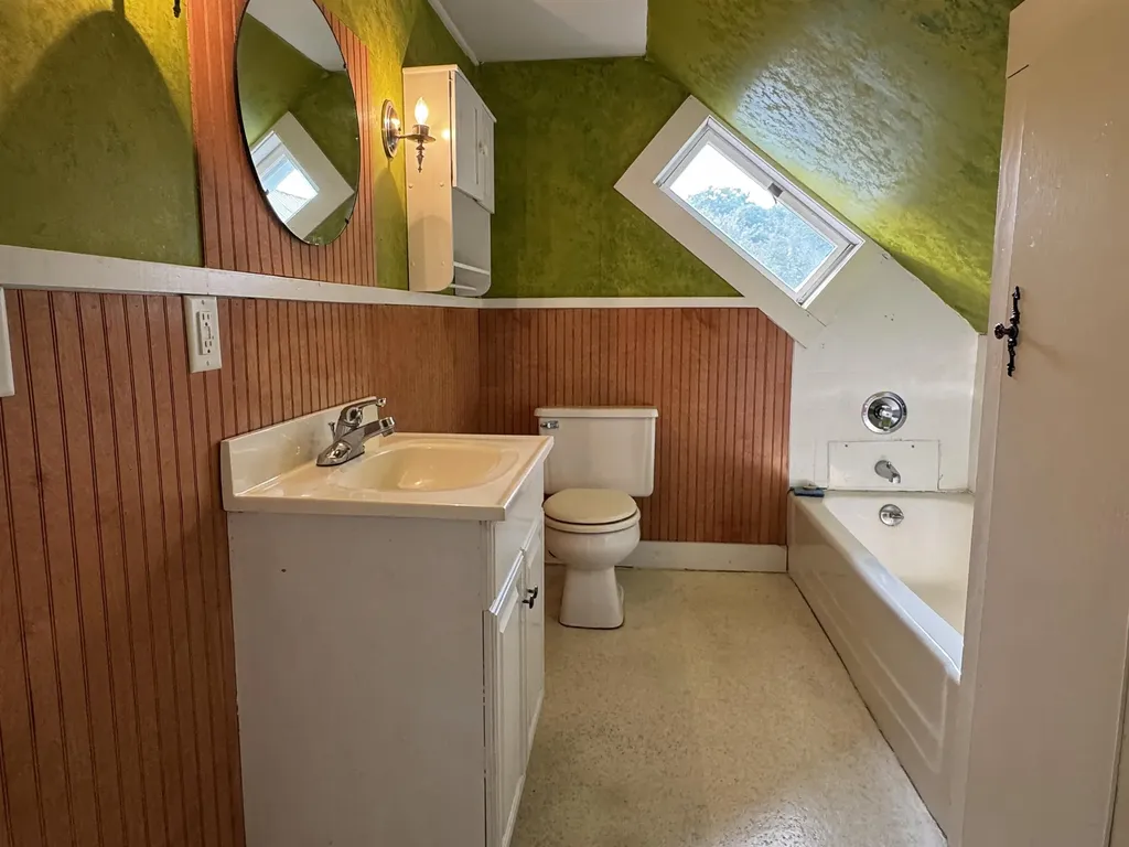 56 Maple Street Morristown VT 05661