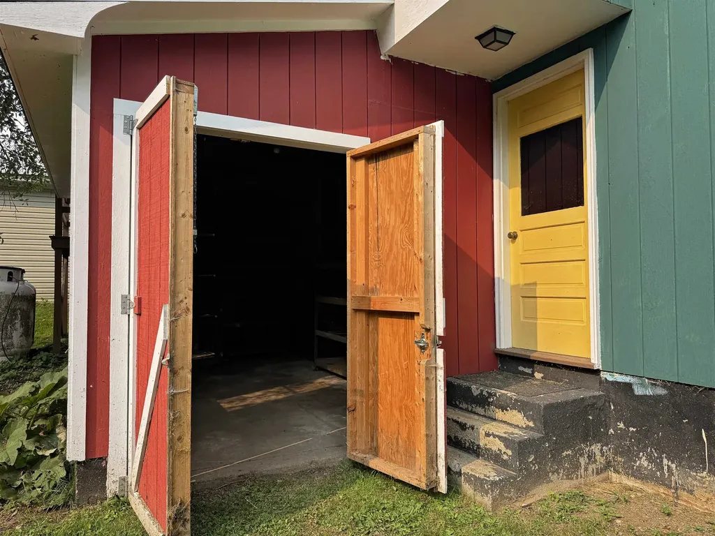 56 Maple Street Morristown VT 05661