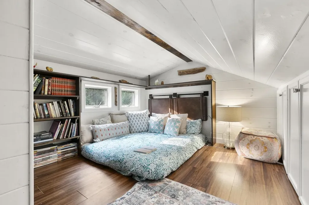 124 Goodhue Road Derry NH 03038