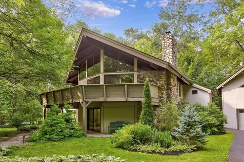 124 Goodhue Road Derry NH 03038