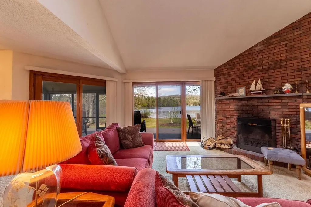 15 Manor Estates Drive Bristol NH 03222