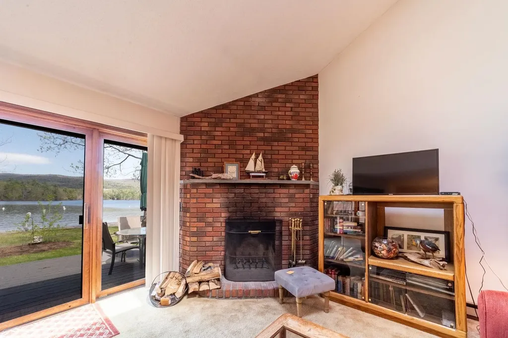 15 Manor Estates Drive Bristol NH 03222