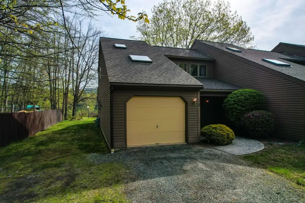 15 Manor Estates Drive Bristol NH 03222