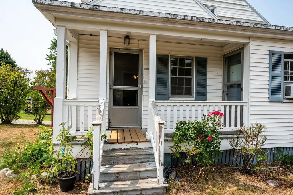 15 Dover Point Road Dover NH 03820