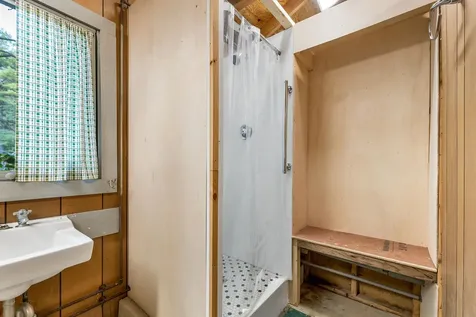 883 Center Street Wolfeboro NH 03894