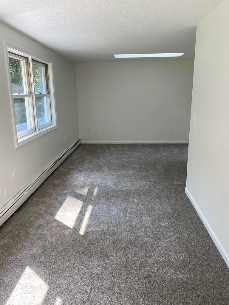 226 Stark Highway North Dunbarton NH 03046