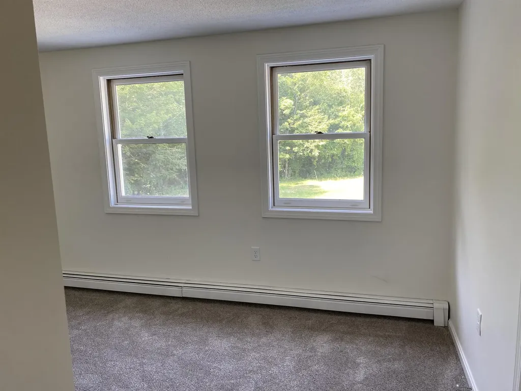 226 Stark Highway North Dunbarton NH 03046