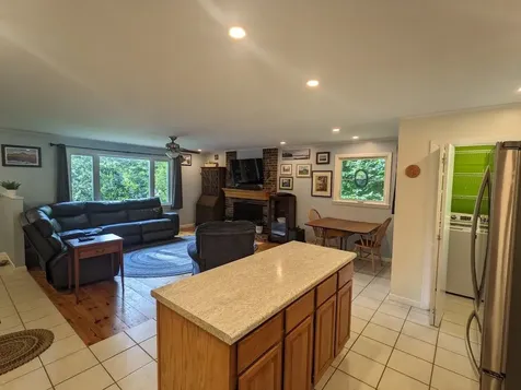 72 Tabor Circle Albany NH 03818
