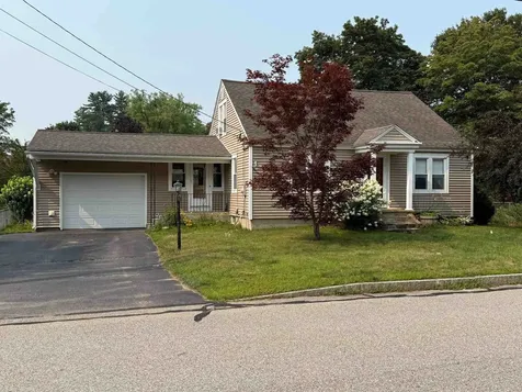 18 Grove Street Rochester NH 03868