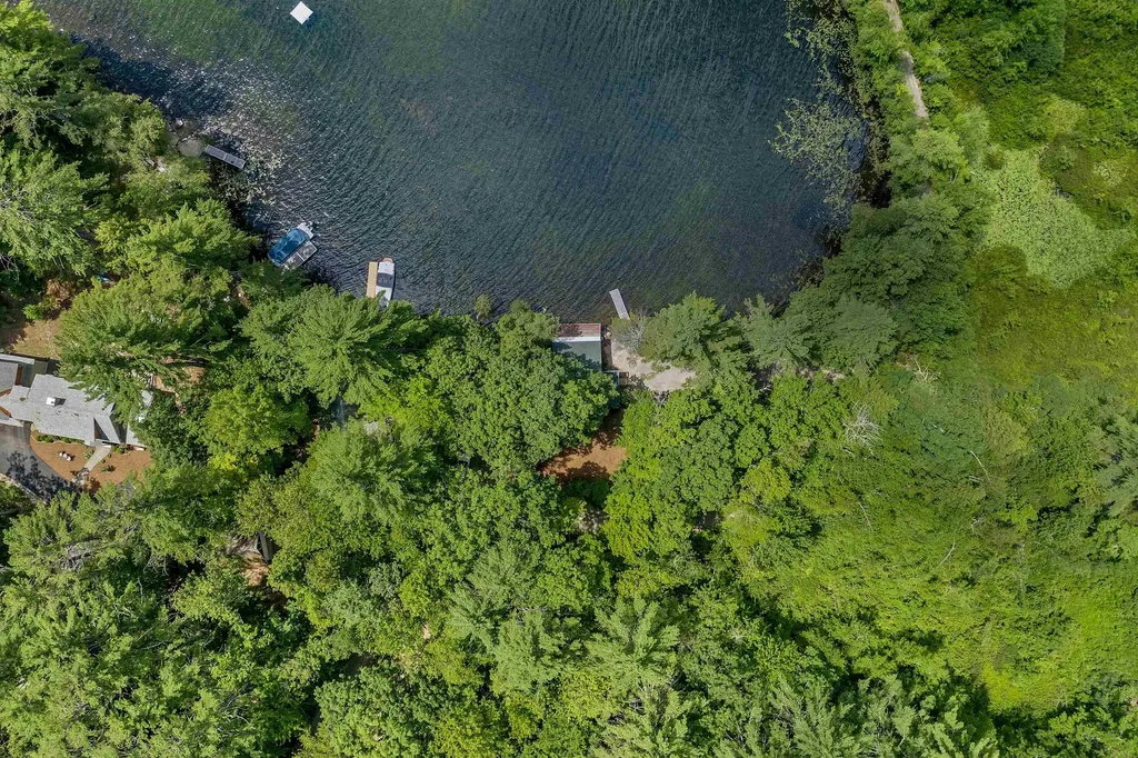 4 Pike Island Road Meredith NH 03253