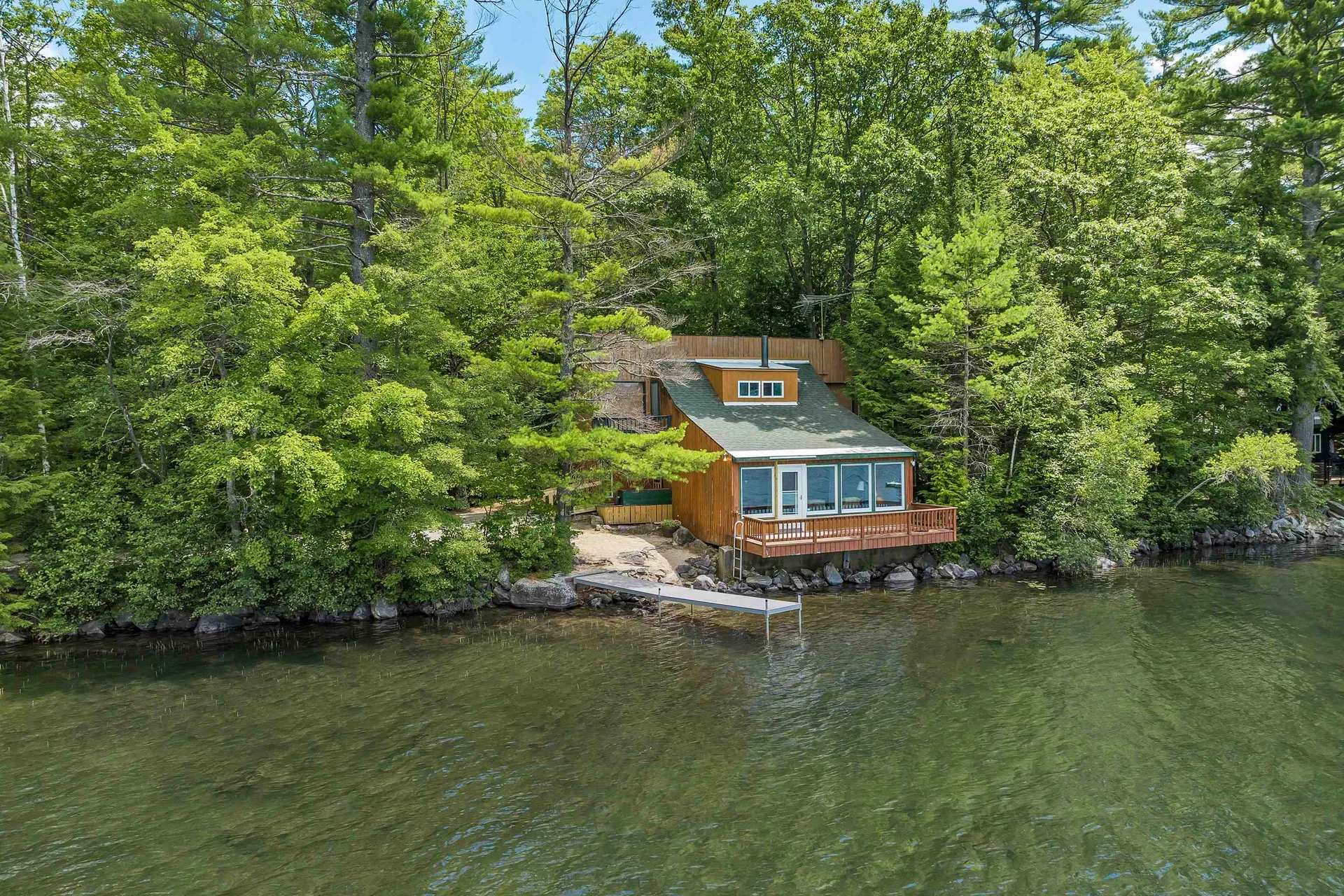 4 Pike Island Road Meredith NH 03253