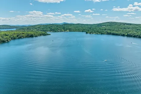 4 Pike Island Road Meredith NH 03253