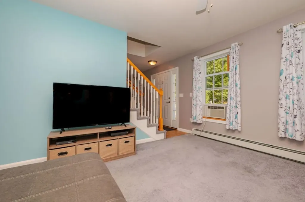 25 Cedar Creek Road Barrington NH 03825